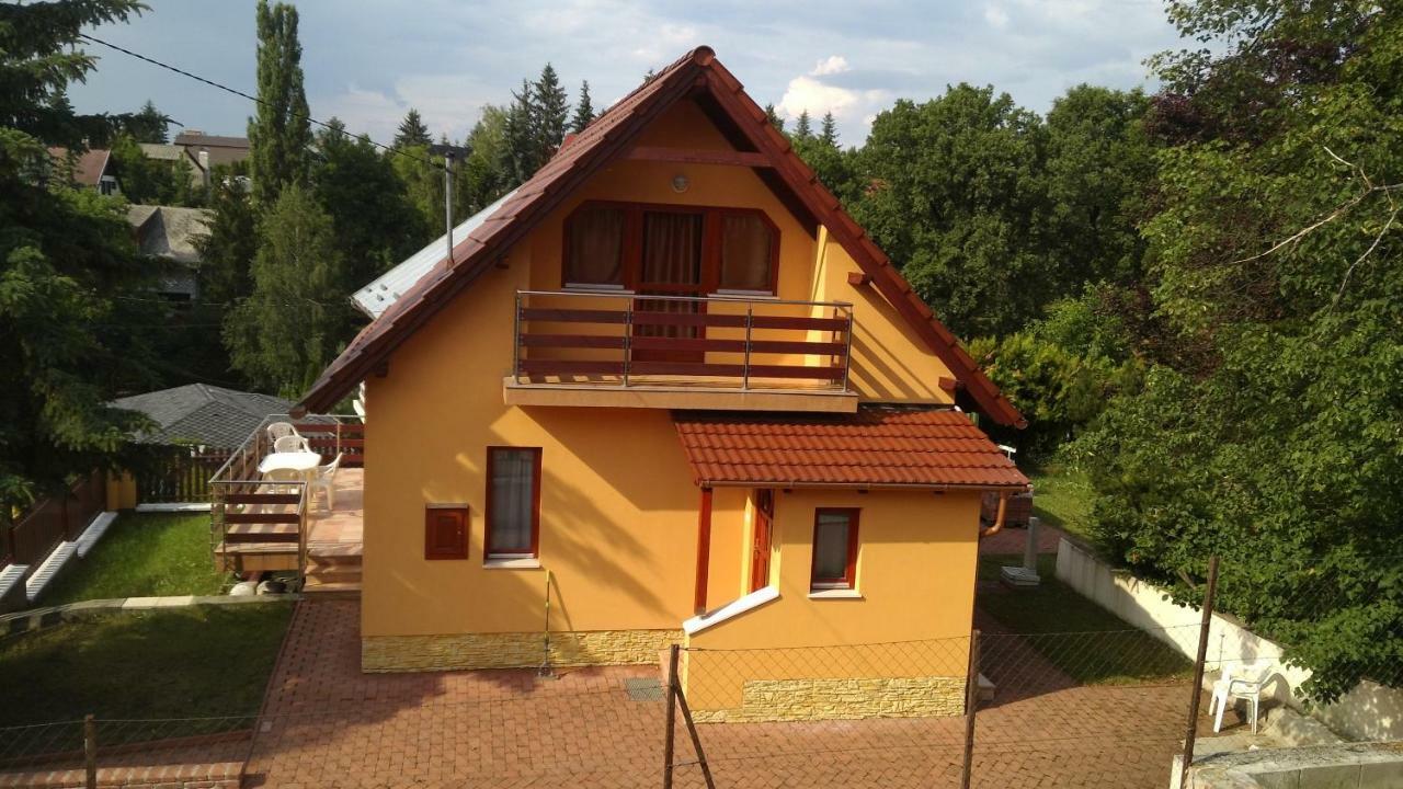 Treasure Deluxe House Daire Miskolc Dış mekan fotoğraf